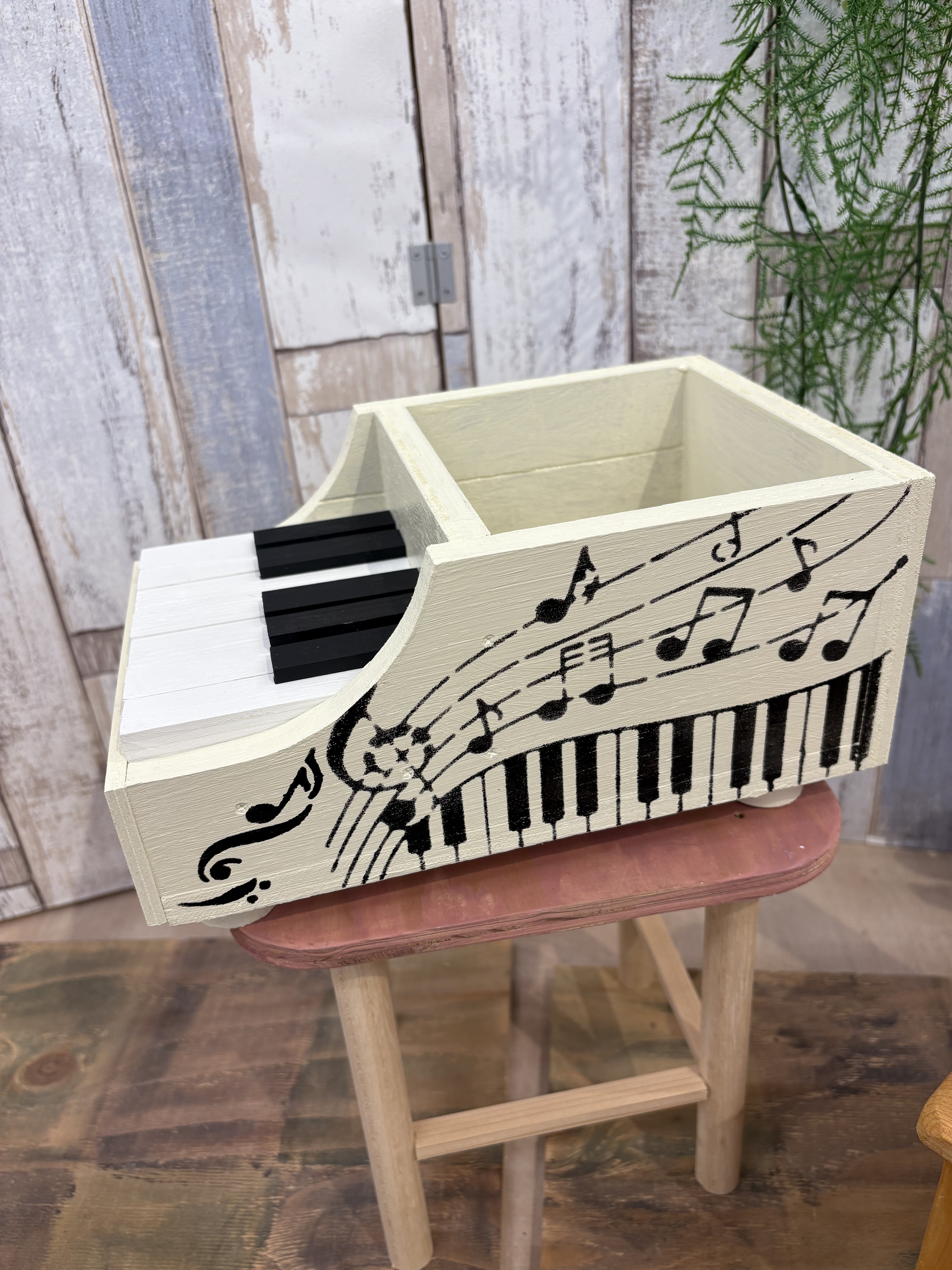 ピアノ型プランターカバー | CAINZ DIY Square