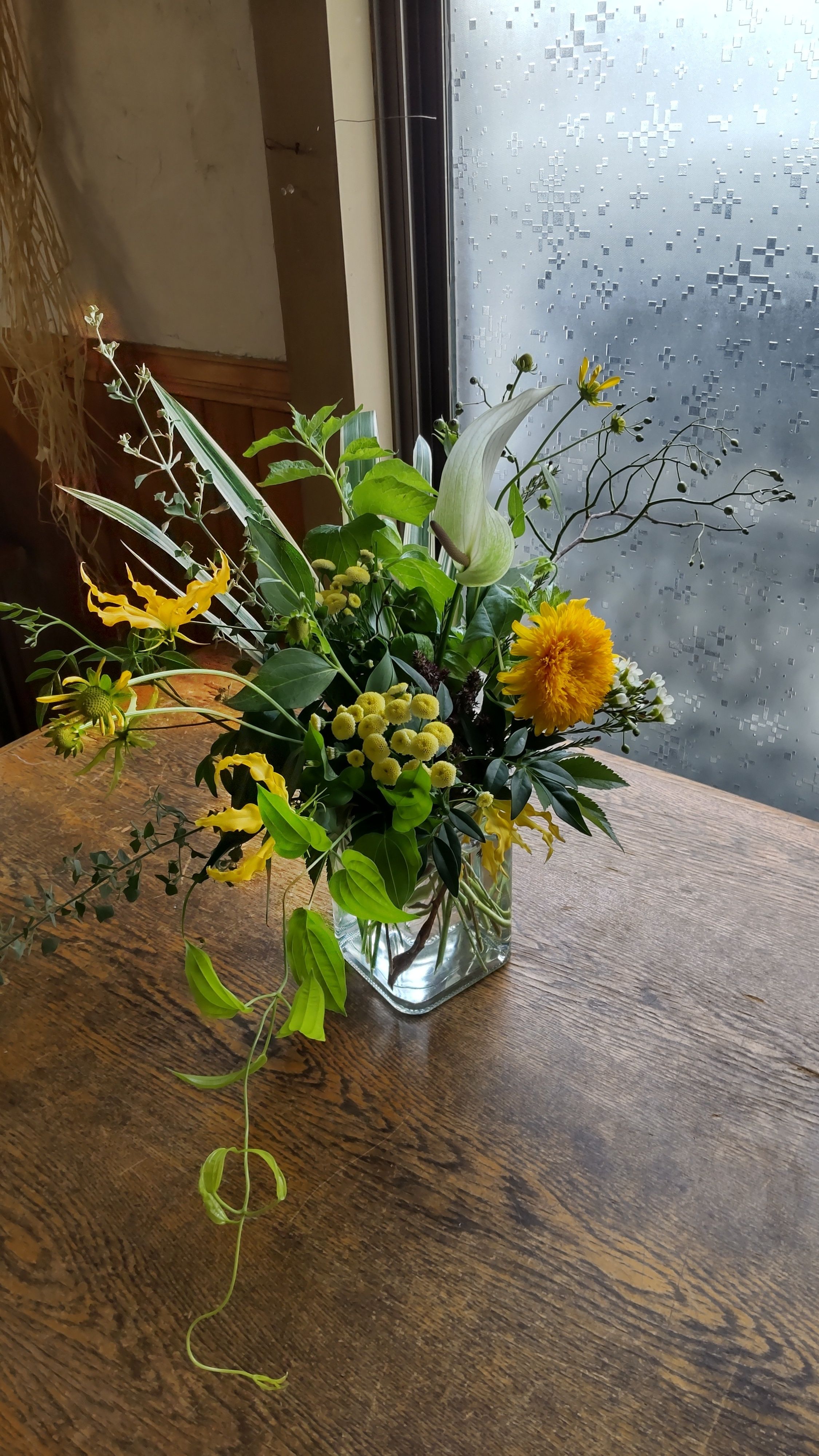 グリーンの花瓶投げ入れ | CAINZ DIY Square