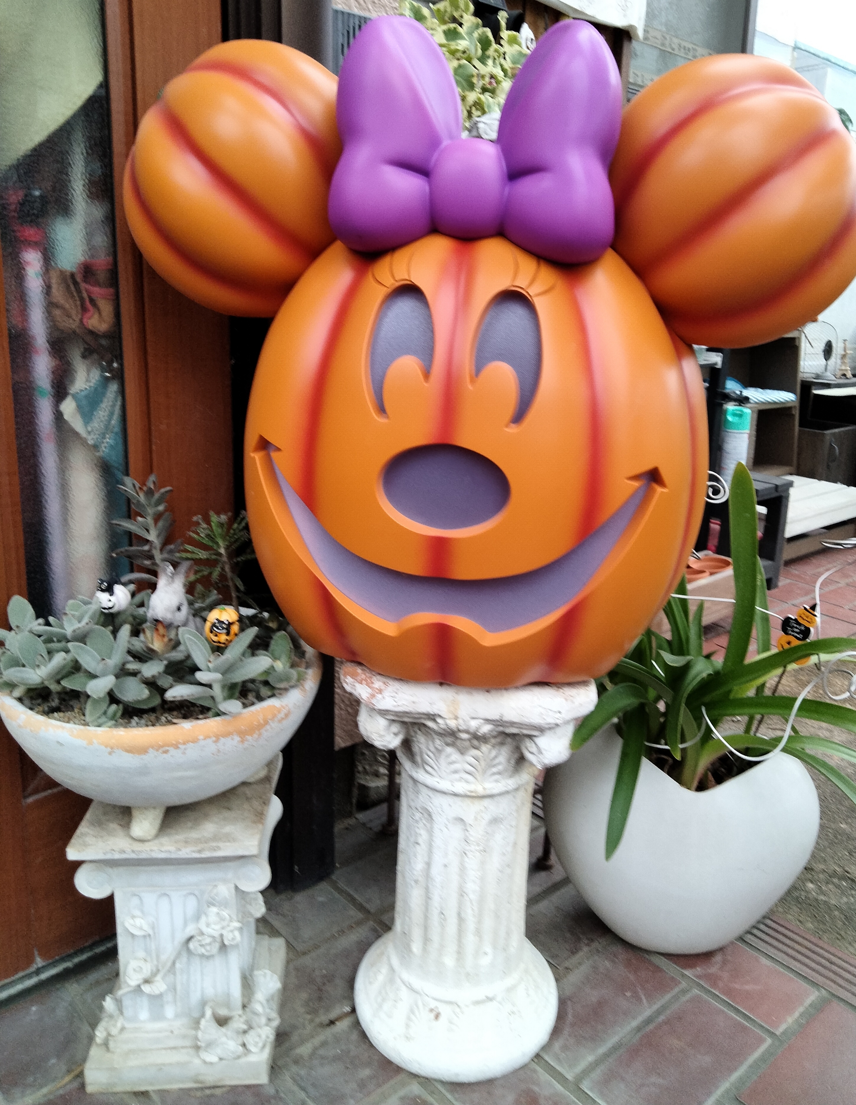 玄関ドワ前のハロウィン🎃ディスプレイ | CAINZ DIY Square