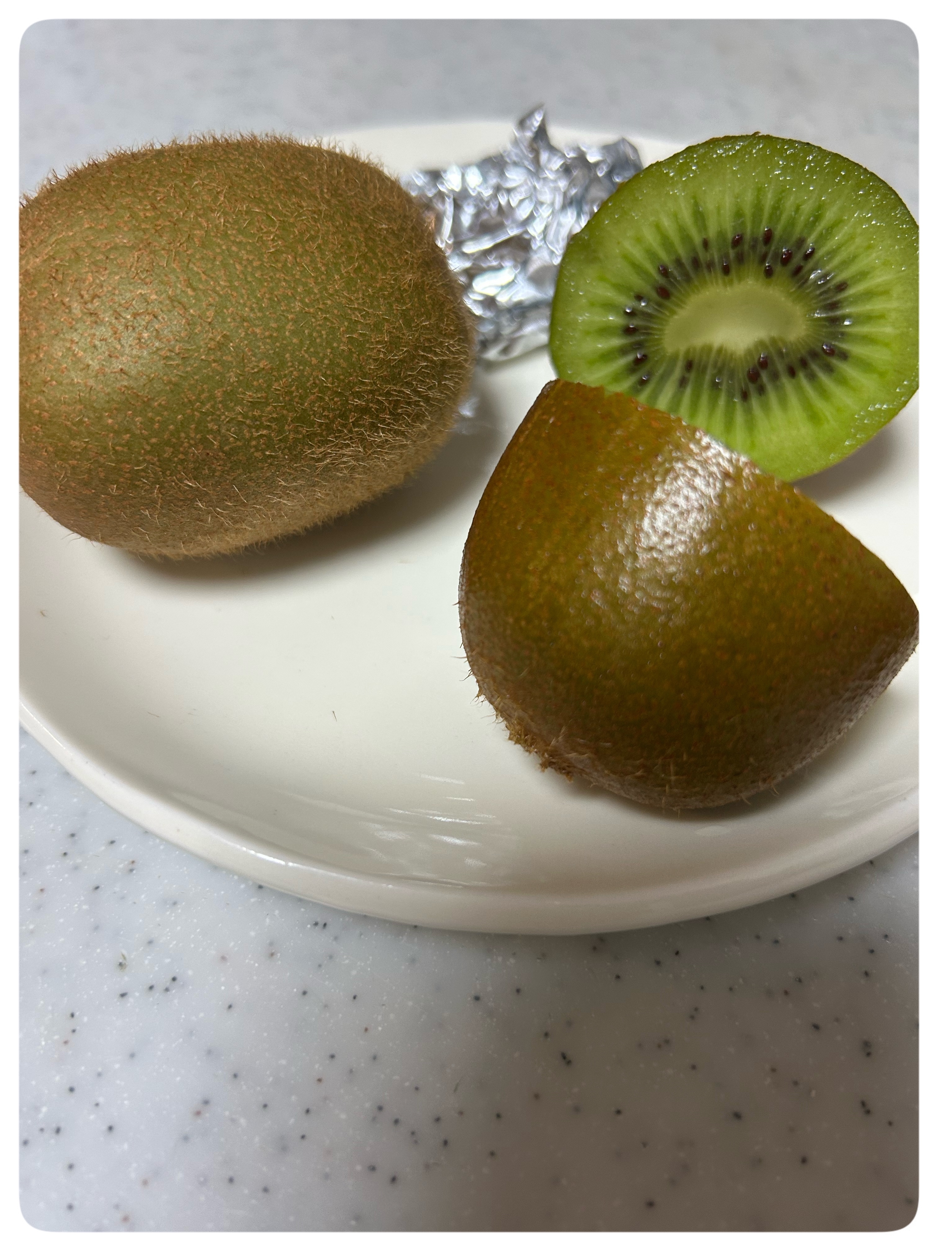 キウイ 皮ごと食べる方法