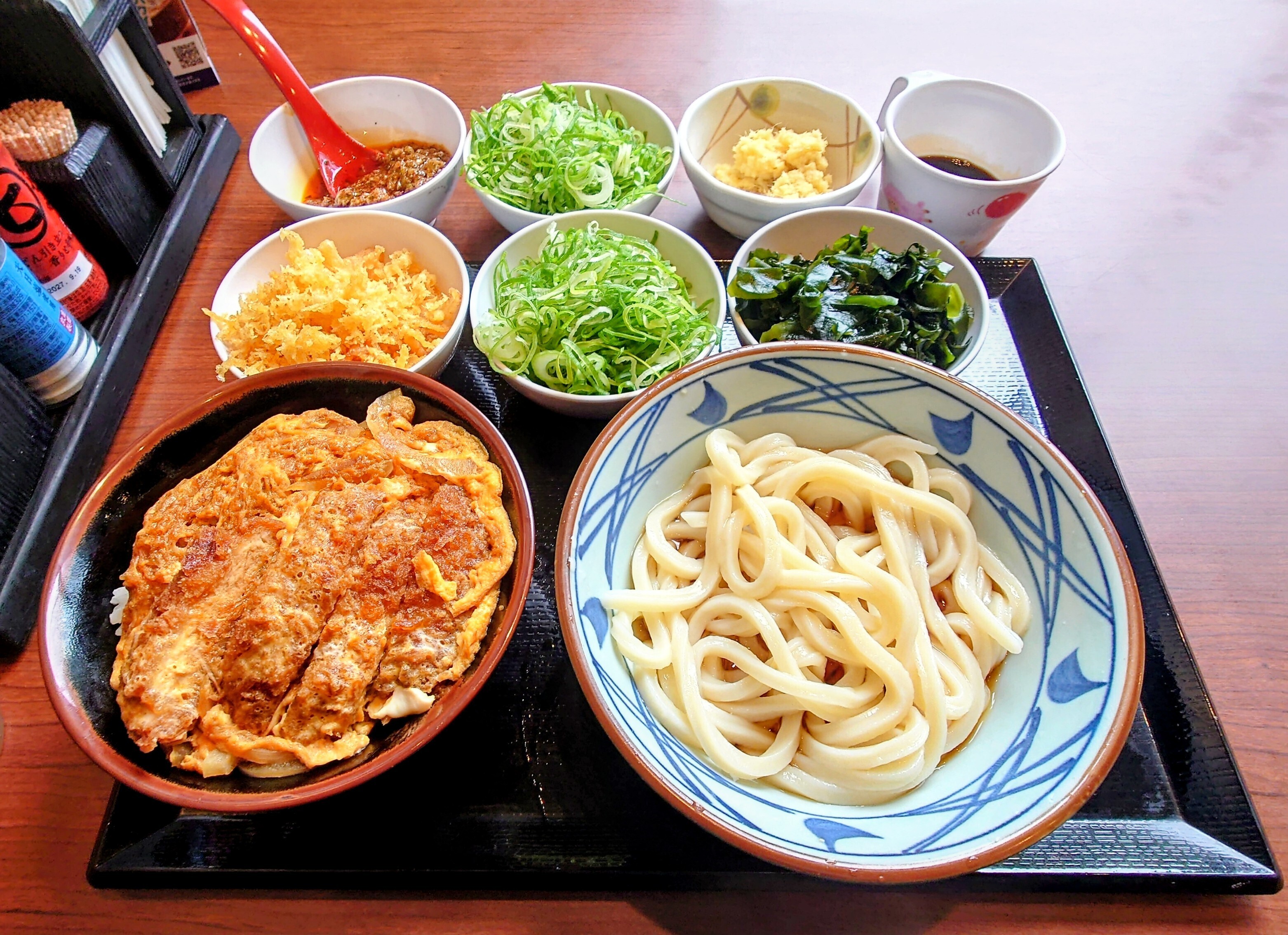 丸亀製麺 オリジナル並丼 2個セット カツ丼冷ぶっかけうどん並セット注文しました🥢 | 丸亀製麺Mochi-Mochi