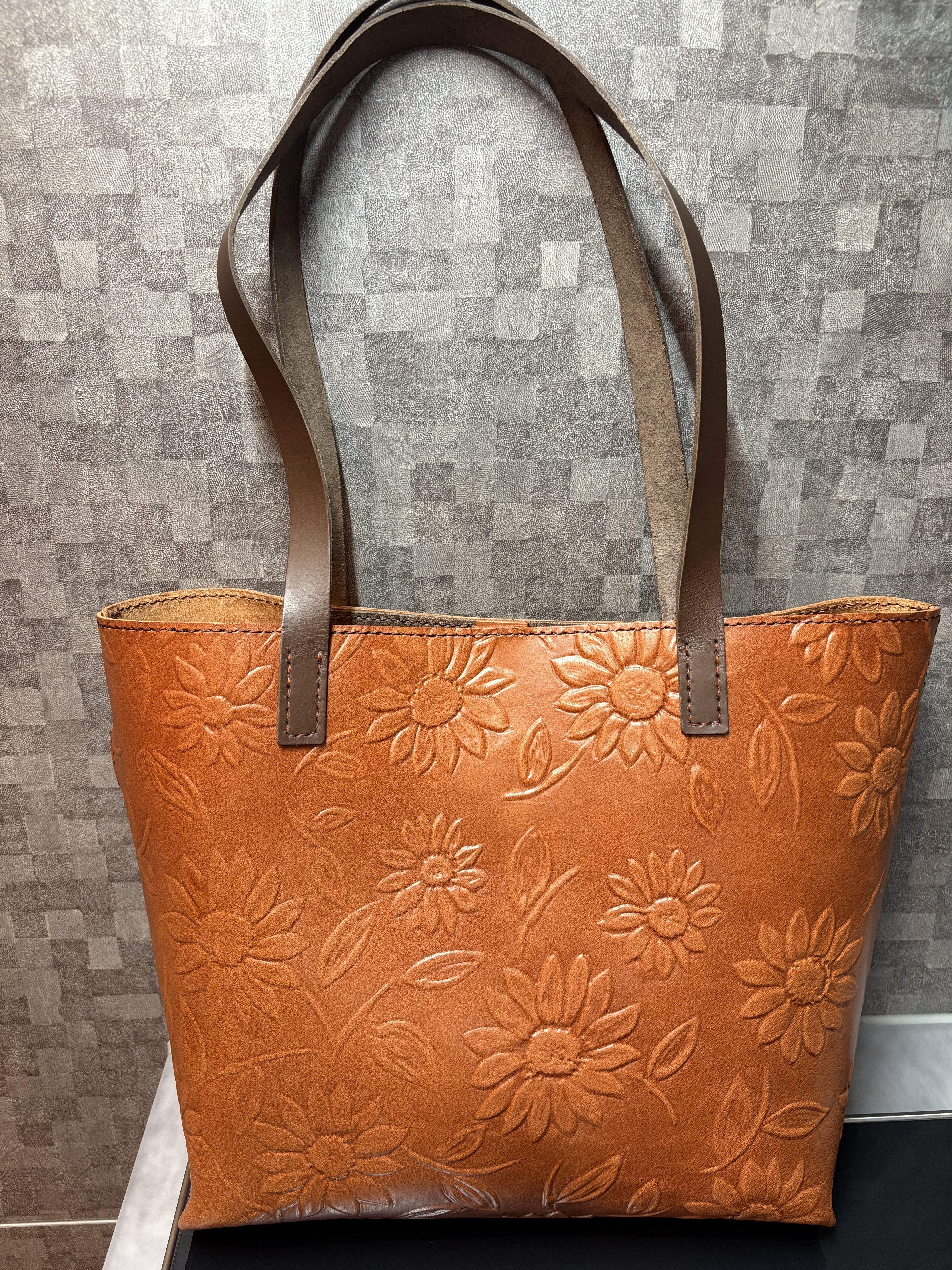 828cb12e-cf92-4743-868c-