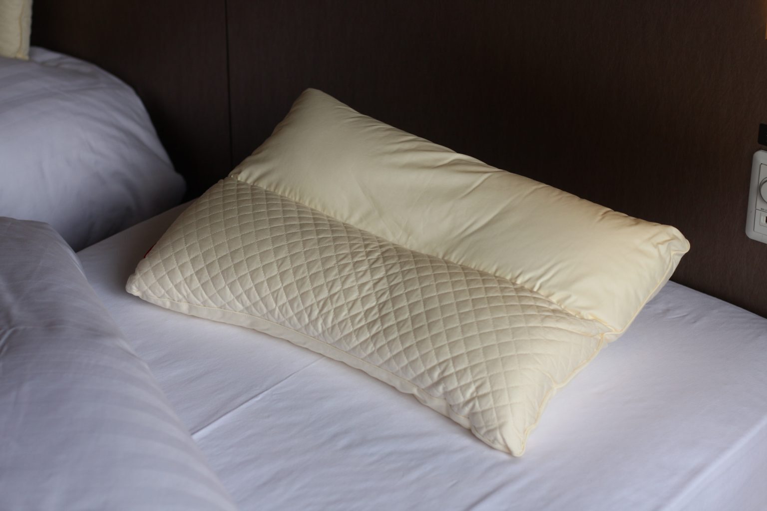 DOMINISTORE 枕 43×63×10cm ドーミイン DOMINISTORE 枕 43×63×10cm ドーミインオンライン ストア