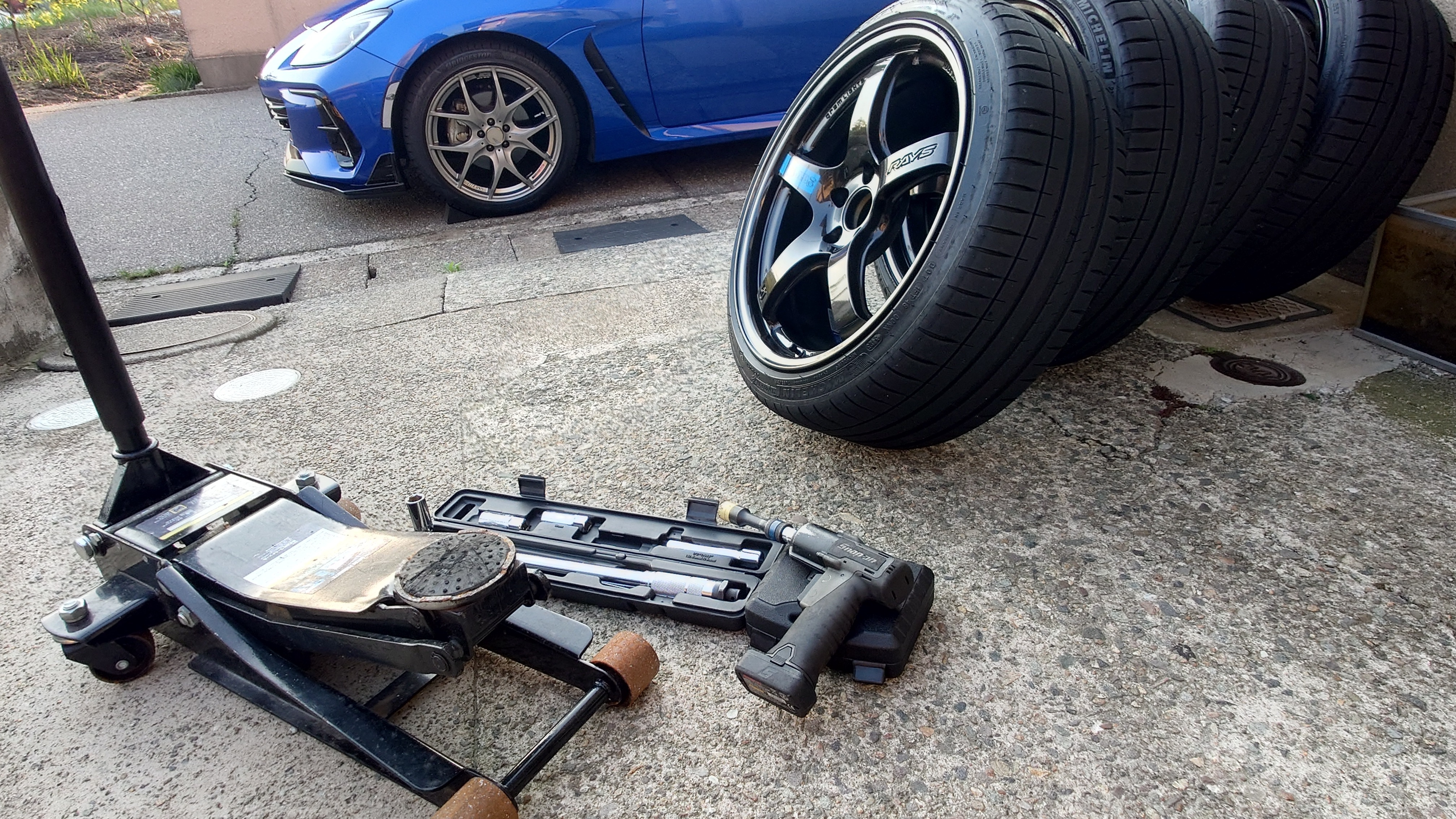 faa598c5-946f-4a93-8ba0-