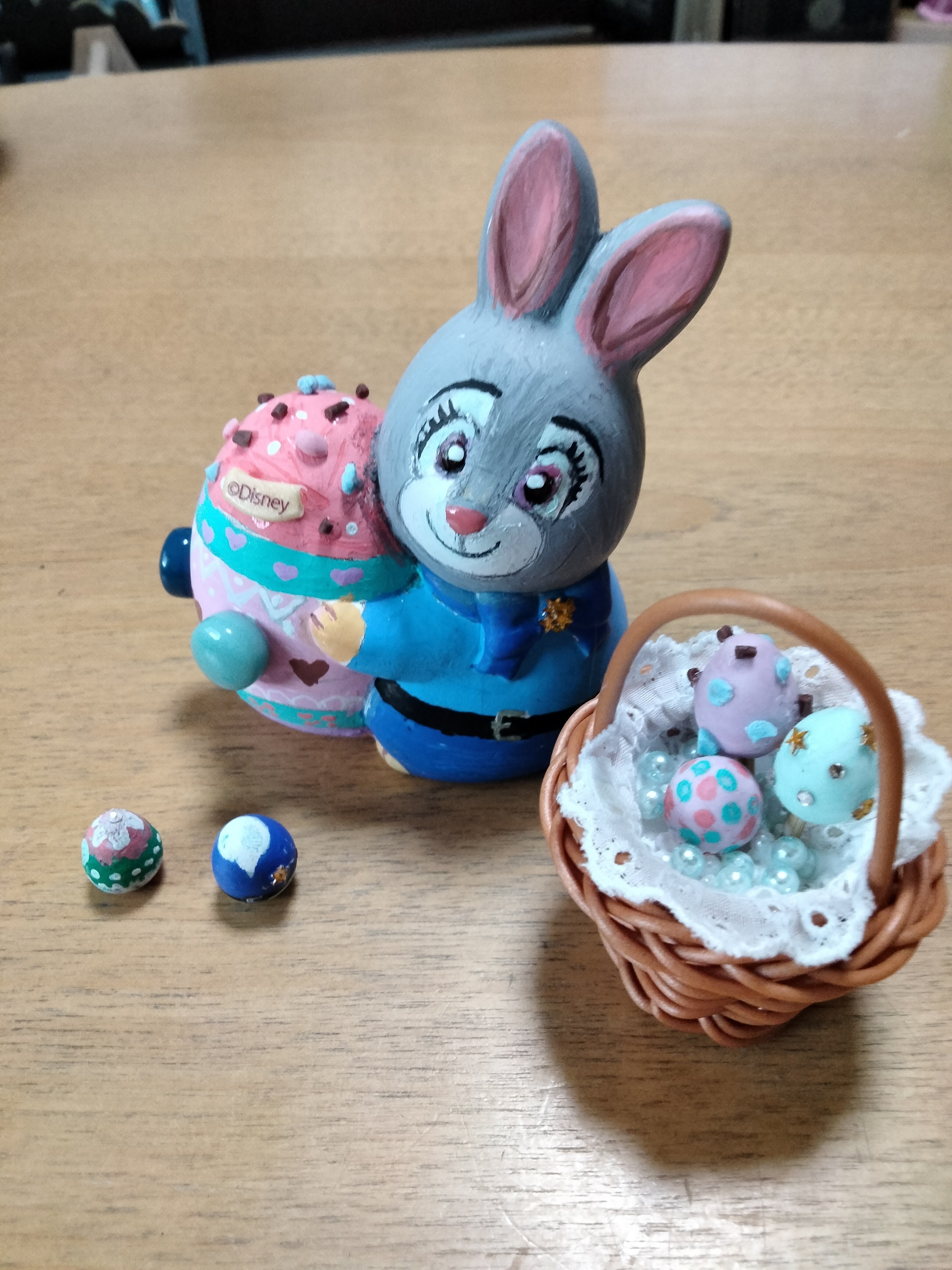 陶器でお絵かきイースターバニー仕上がりました🐰🥚 | CAINZ DIY Square