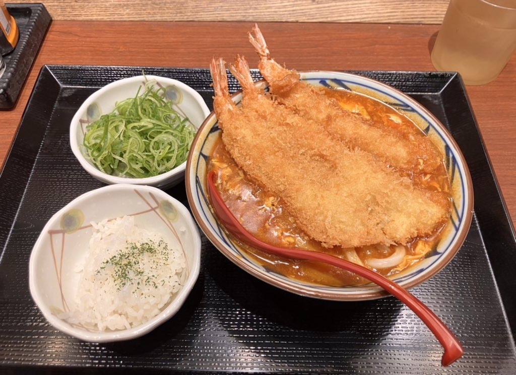 し*丸様 三味線 亀甲柄 ケース付き 暑い初夏のトマたまカレー | 丸亀製麺Mochi-Mochiクラブ​
