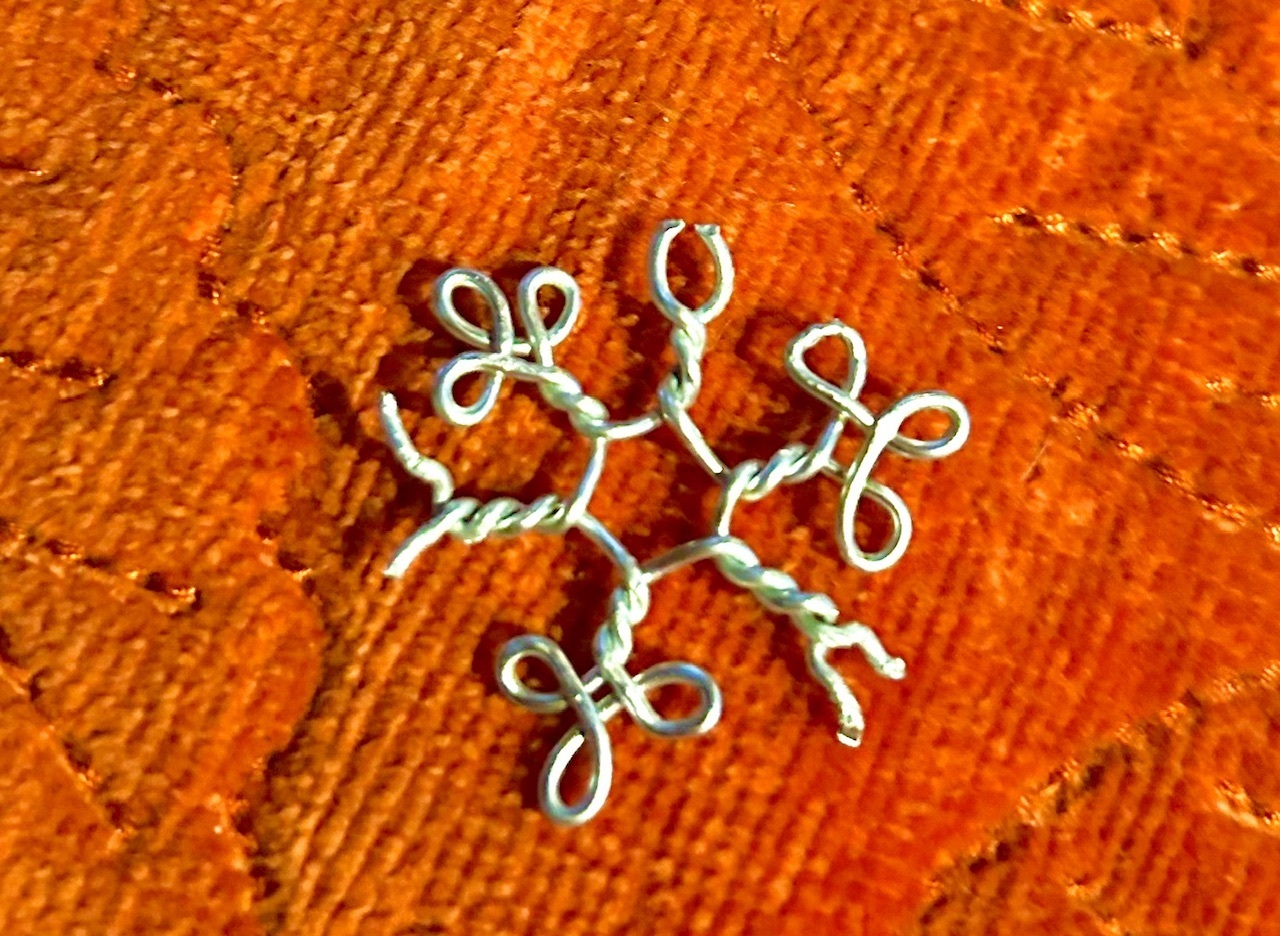 雪の結晶 : ☆ Aramoodo 雑記 ☆ マナ様専用ページ S-111 雪の結晶