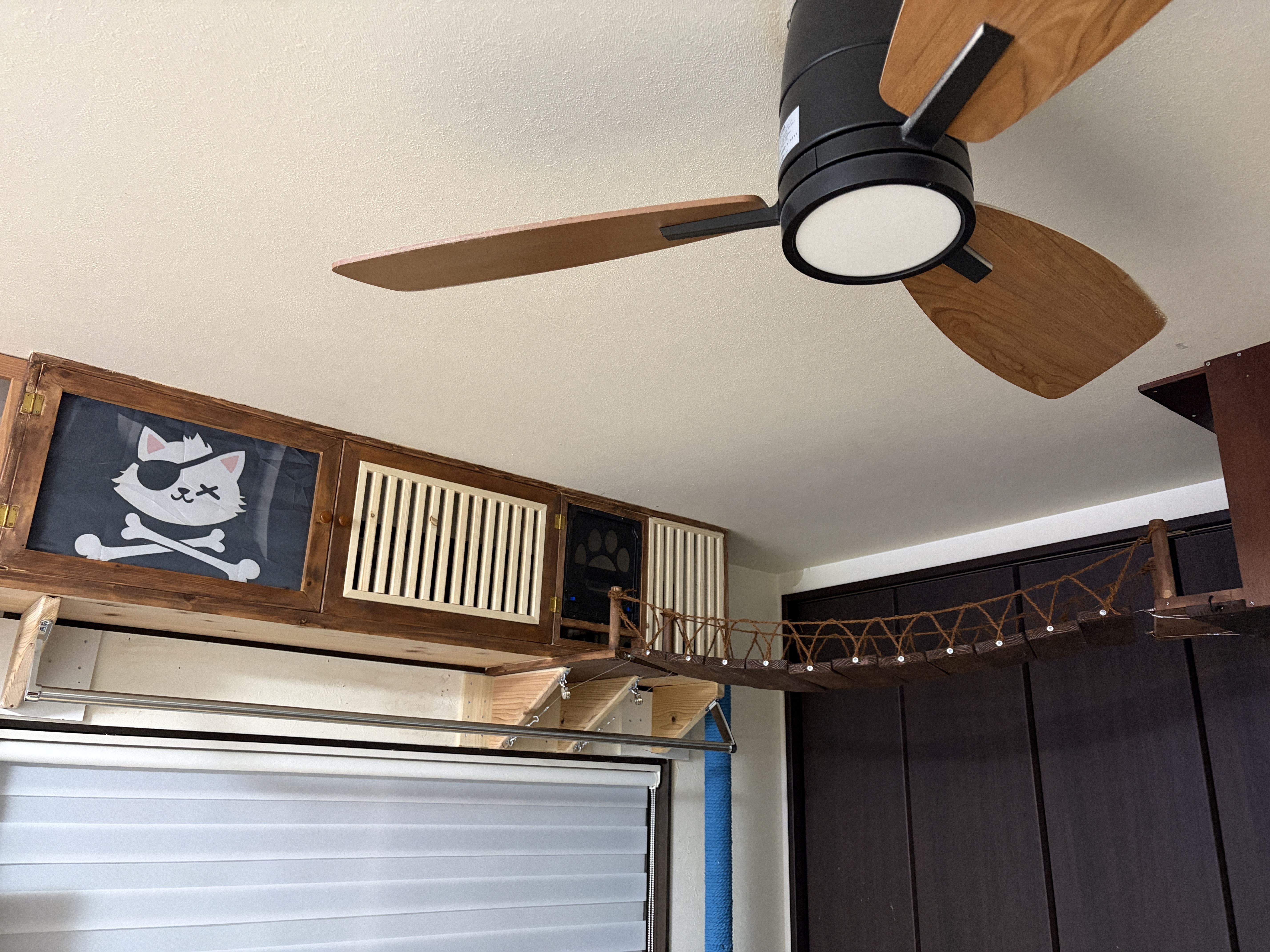 １０年物の猫通路をやり変える DIY 後編（橋開通）