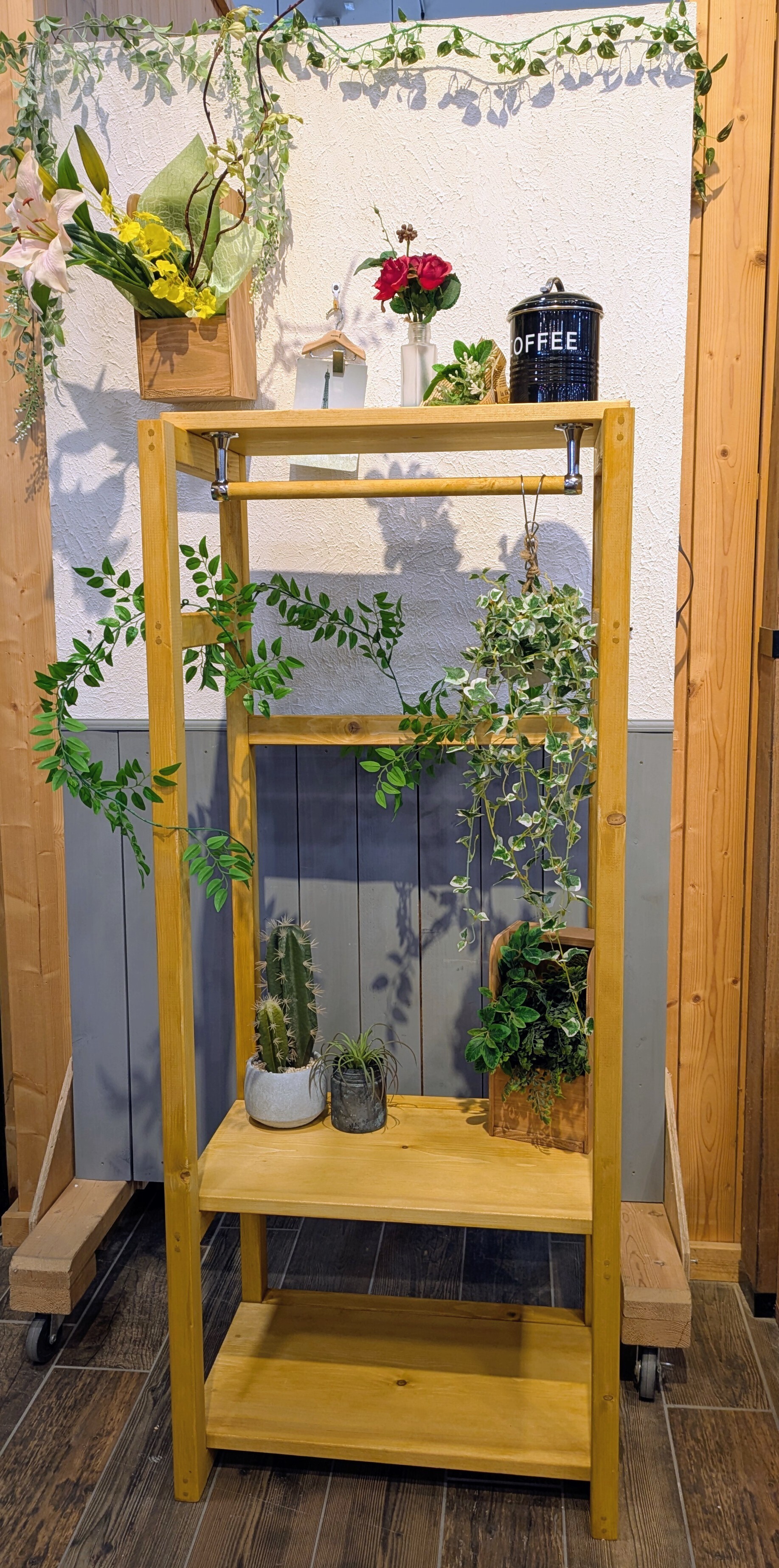 ハンガーラック2つ目✨ | CAINZ DIY Square