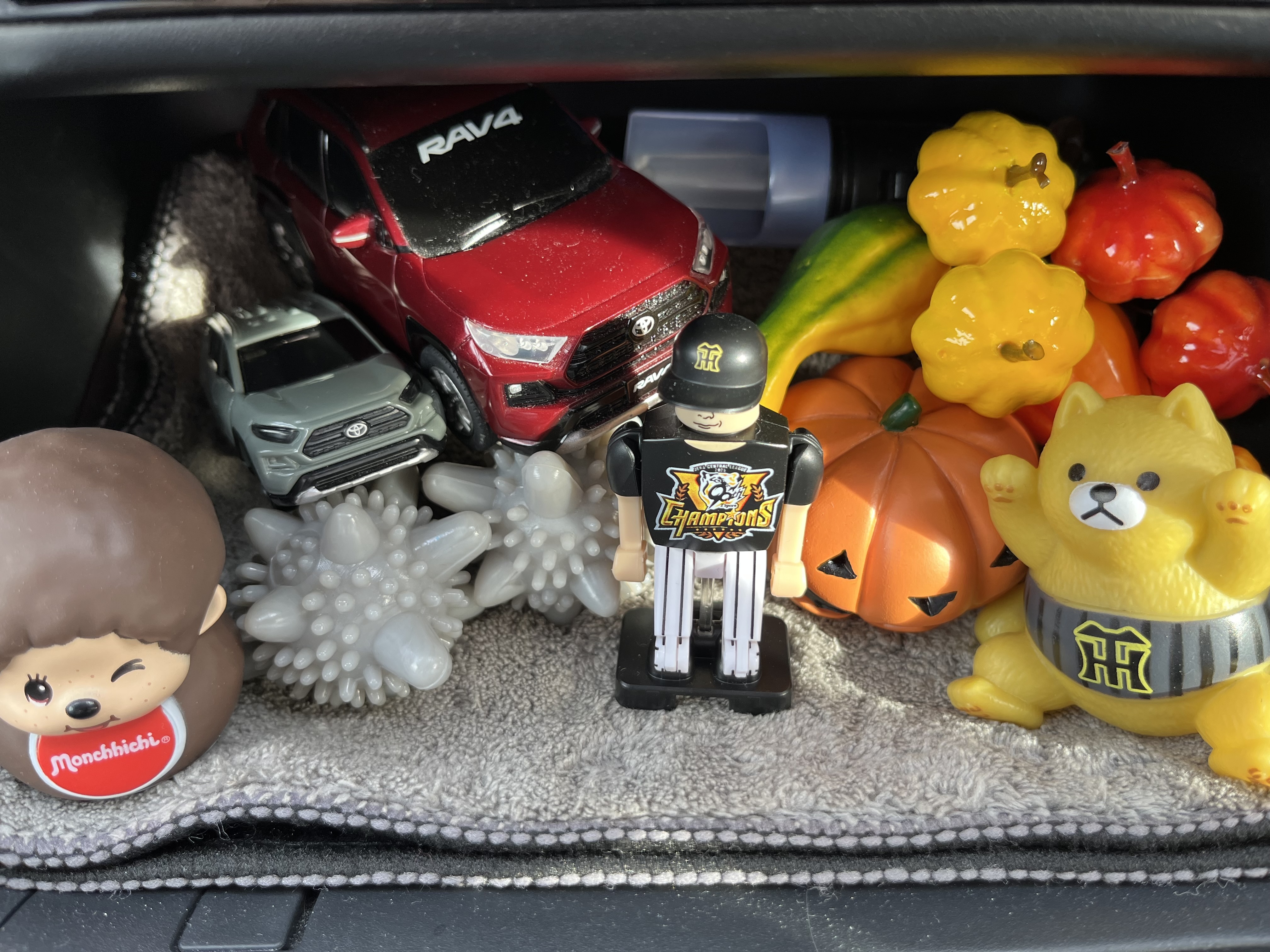 車の中もハロウィン🎃仕様に | CAINZ DIY Square