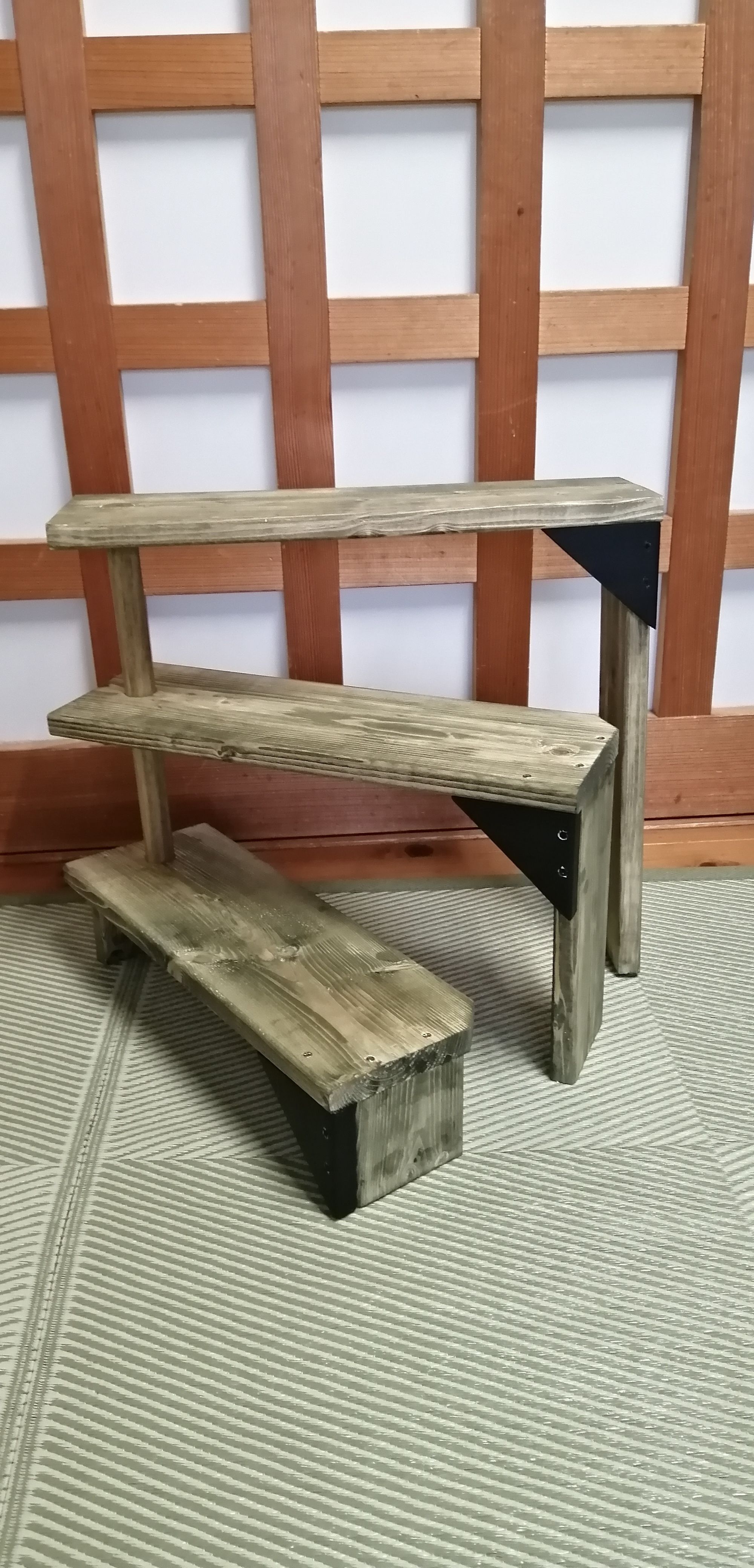 ソリッドカラーのオリーブグリーンデビュー? | CAINZ DIY Square