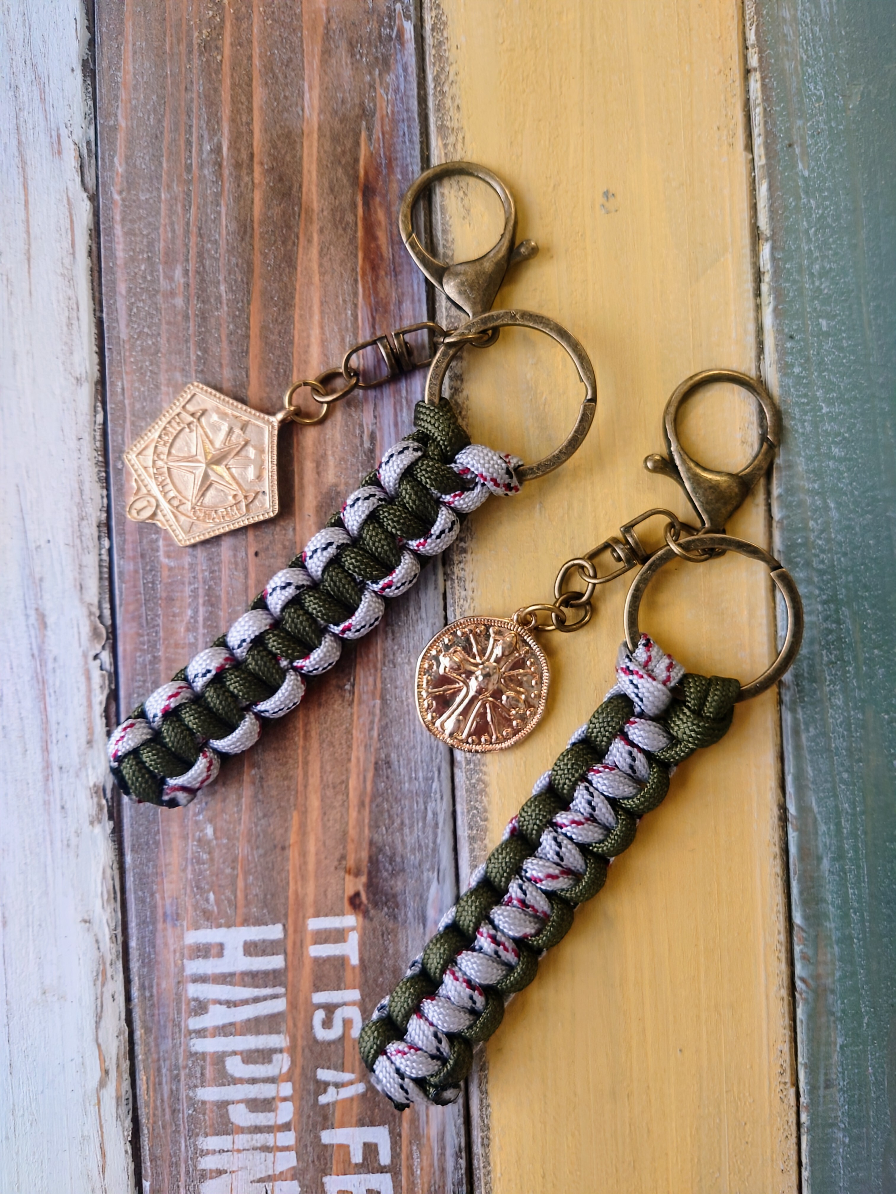 Cheerly DIY用ベージュパラコード ☆ 188ベージュ パラコード31mX4mm 1本 ss552 パラコード 4mm 7