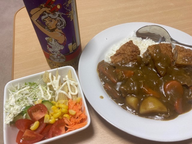 金曜はカレー やっぱりカレーは金曜日だよねのご予約 - 市ケ谷/カレー | 食べログ