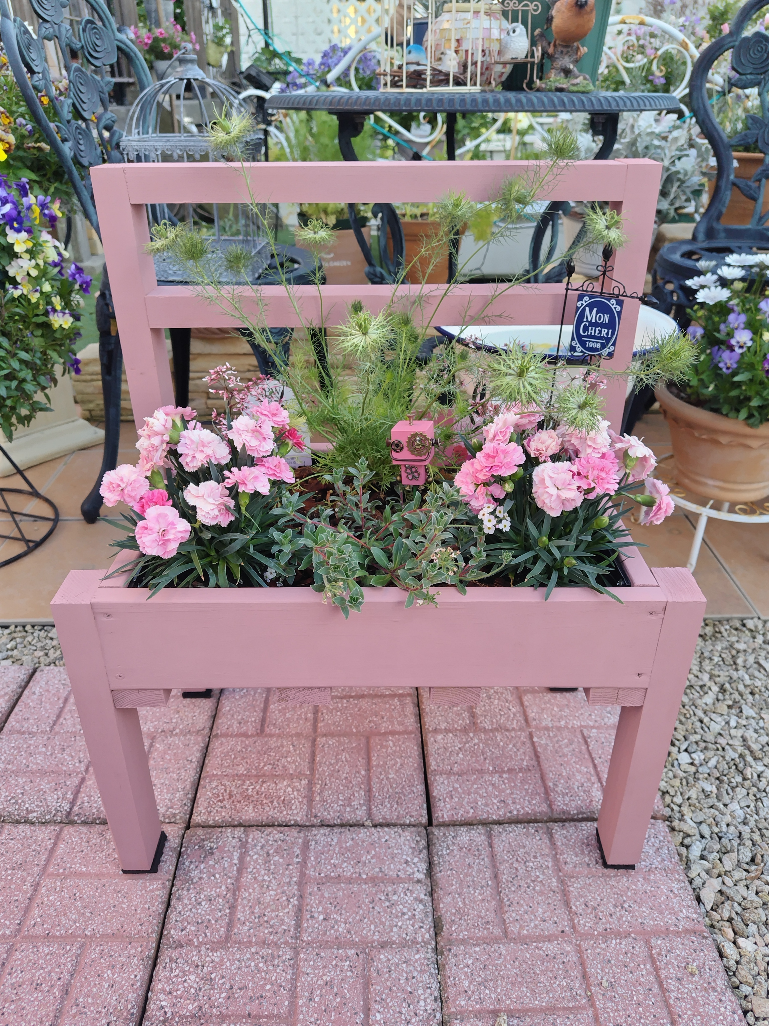 e7f13d10-1d21-4e4c-a178-