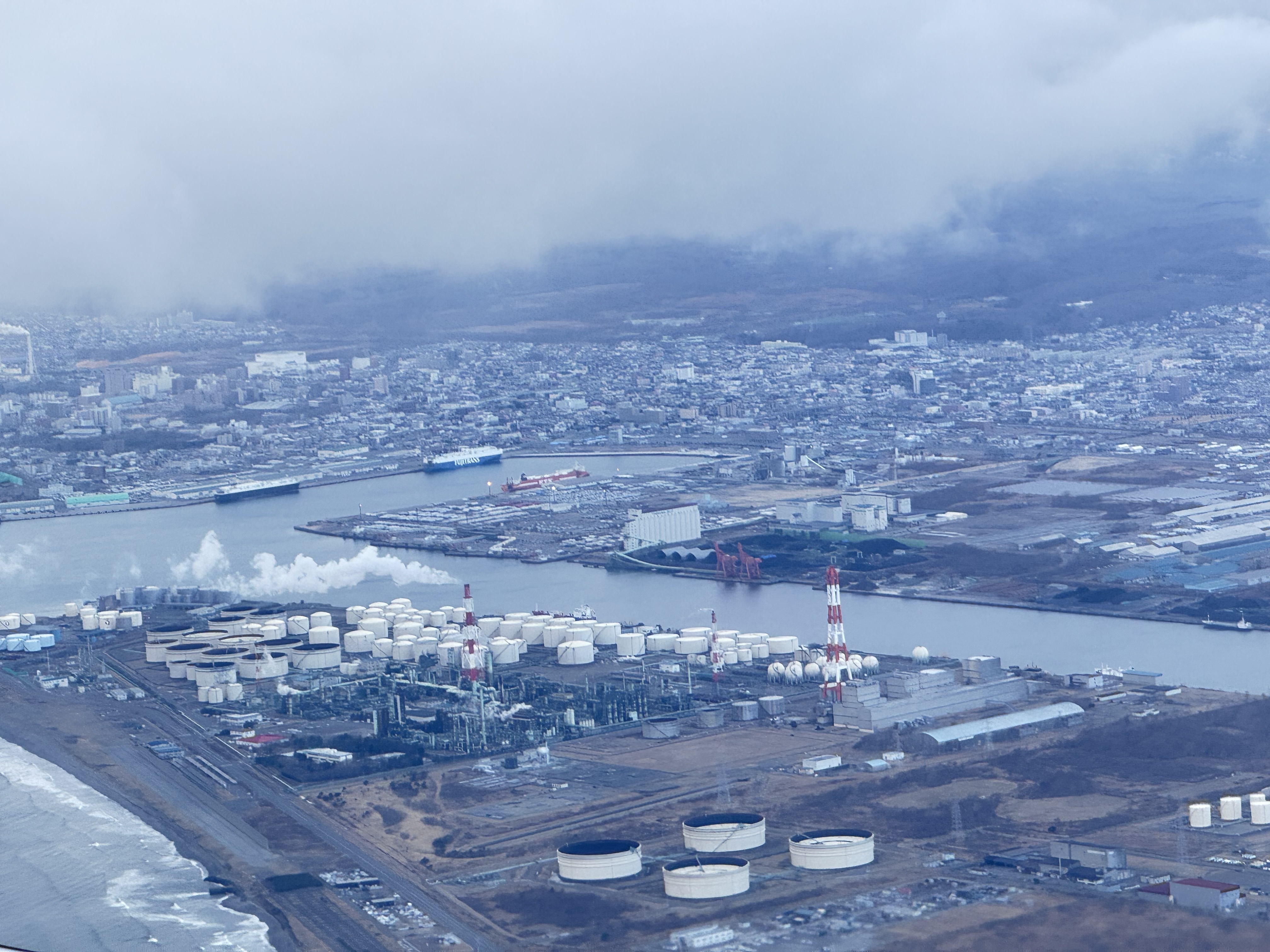空からの出光興産苫小牧製油所‼️ | スバ学＜SUBARU公式ファン
