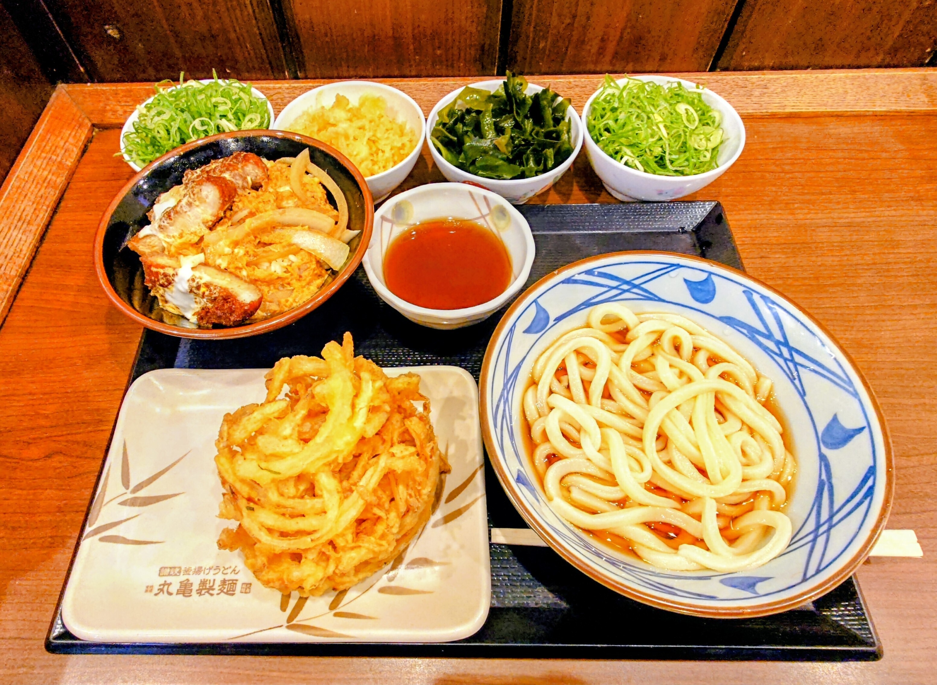 カツ丼セット(冷ぶっかけうどん並)・野菜かき | 丸亀製麺Mochi