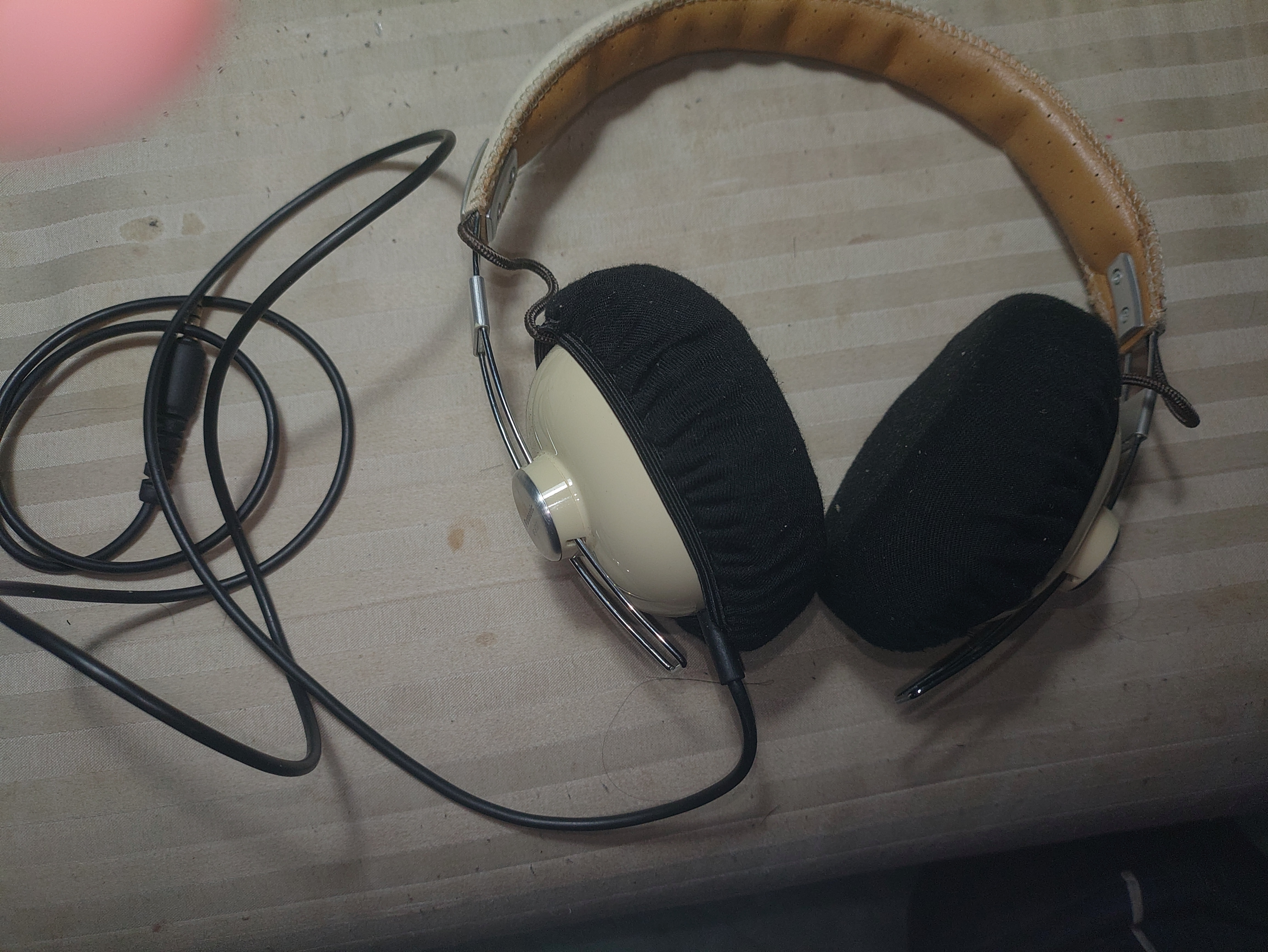 使い古されたイヤホン Amazon.co.jp: KZ ZAXメタルヘッドセット7BA+1DDハイブリッド16