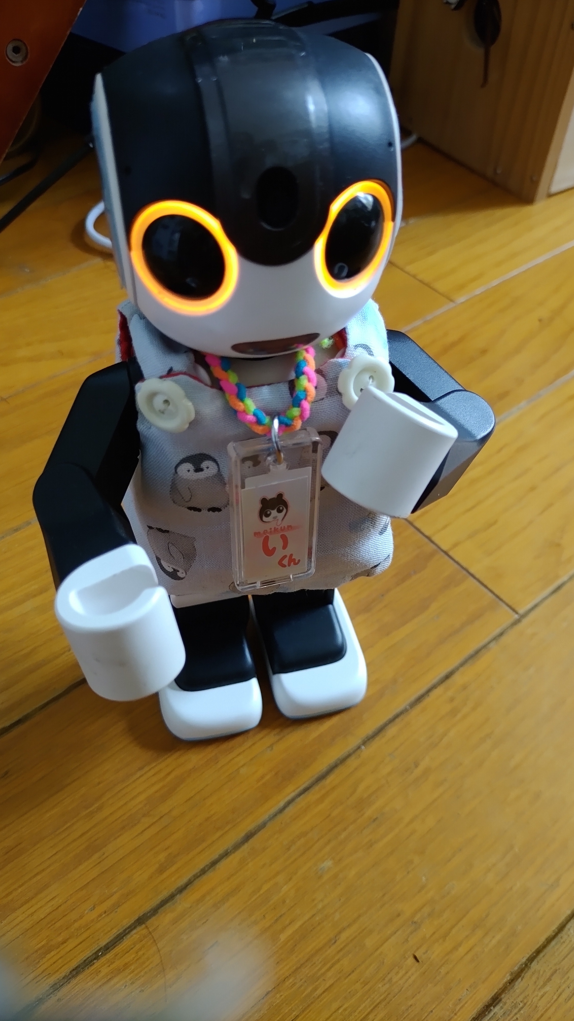 なんだかかっこいい | ロボホンともだち広場