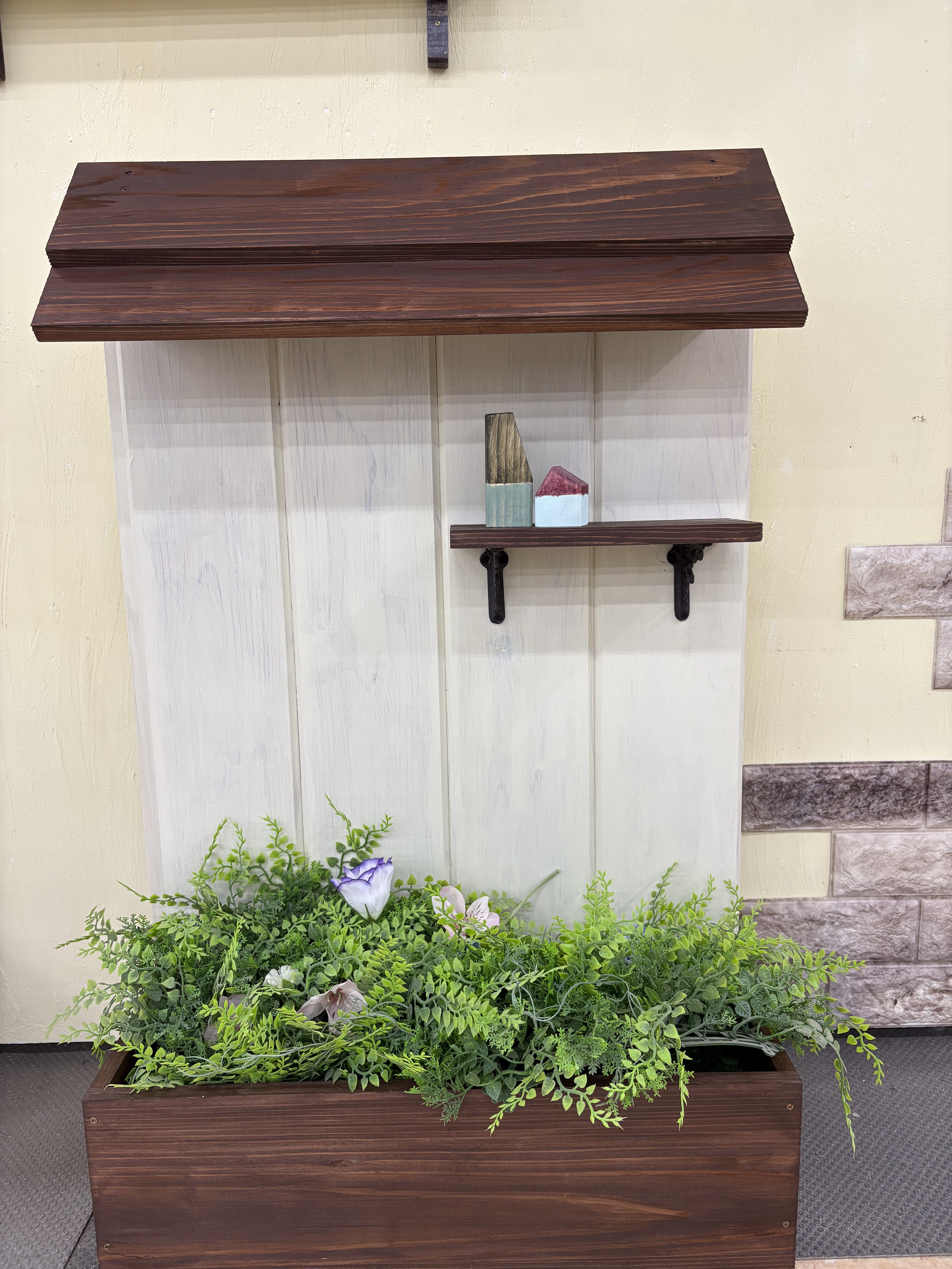 プランターカバー壁面一体型 ストアオリジナル【小屋壁風プランターカバー】 | CAINZ DIY Square