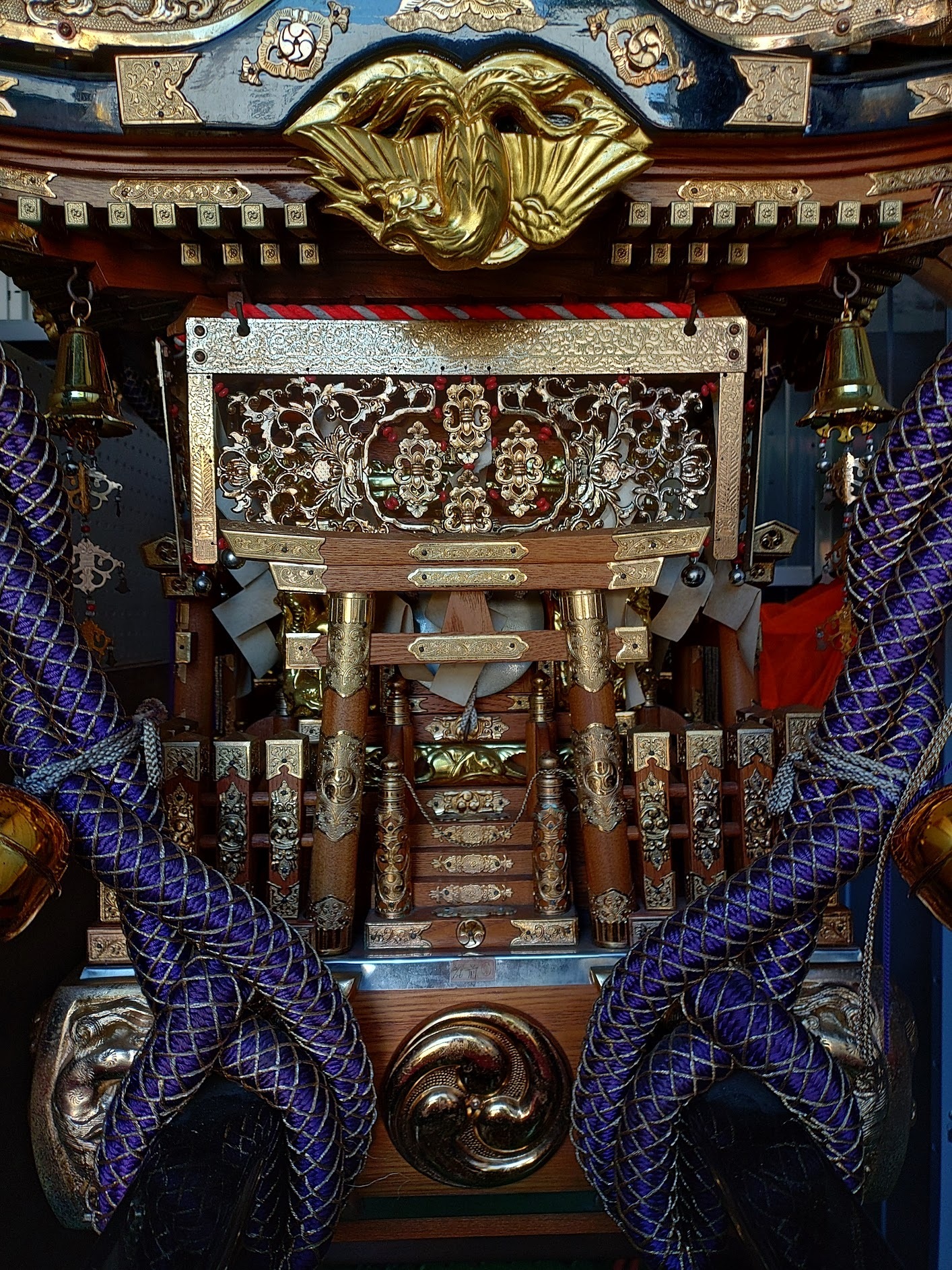 倉庫の奥からお神輿を出しました。 | TORQUE STYLE