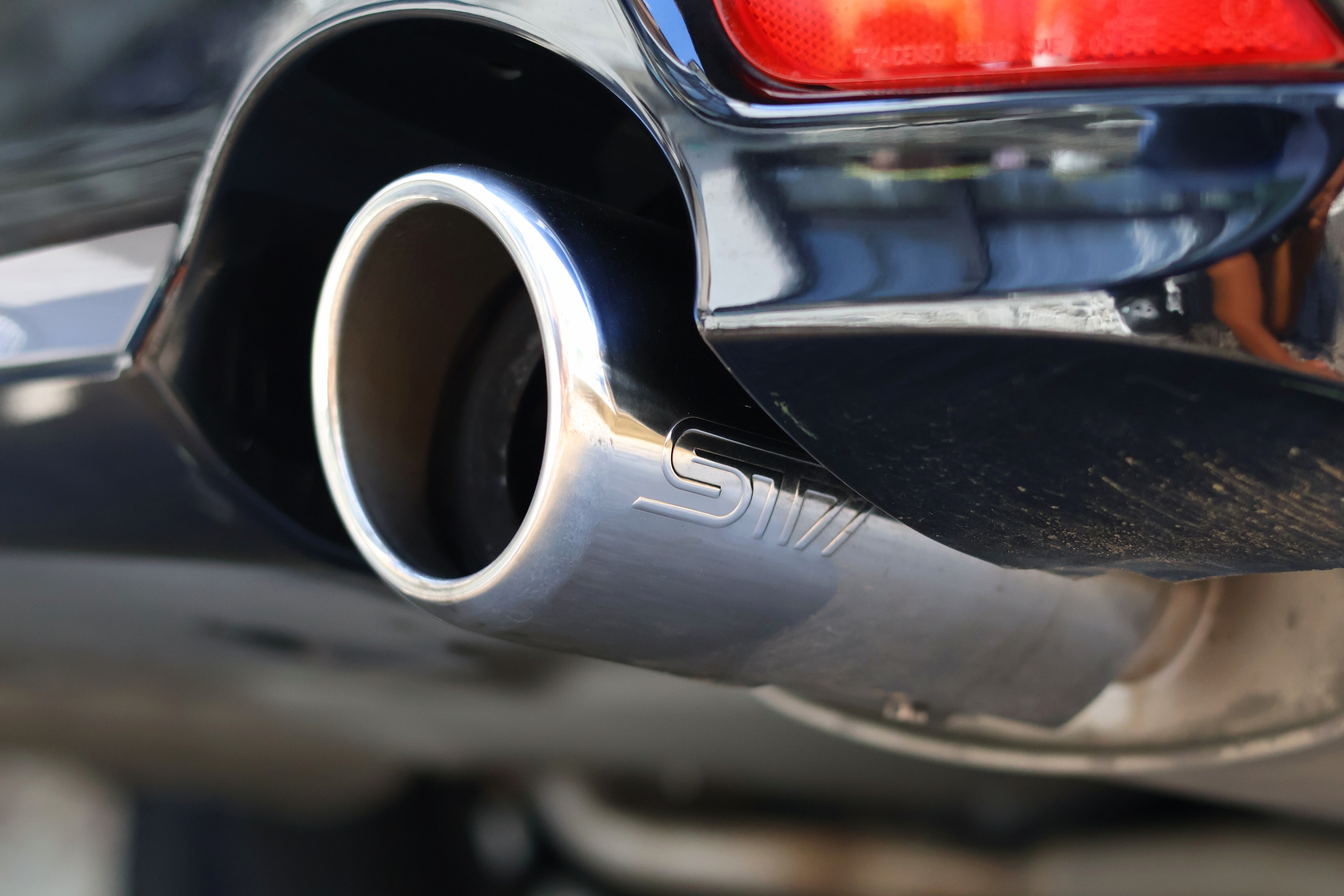 VMレヴォーグ用stiマフラーカッター流用 | スバ学＜SUBARU公式ファン