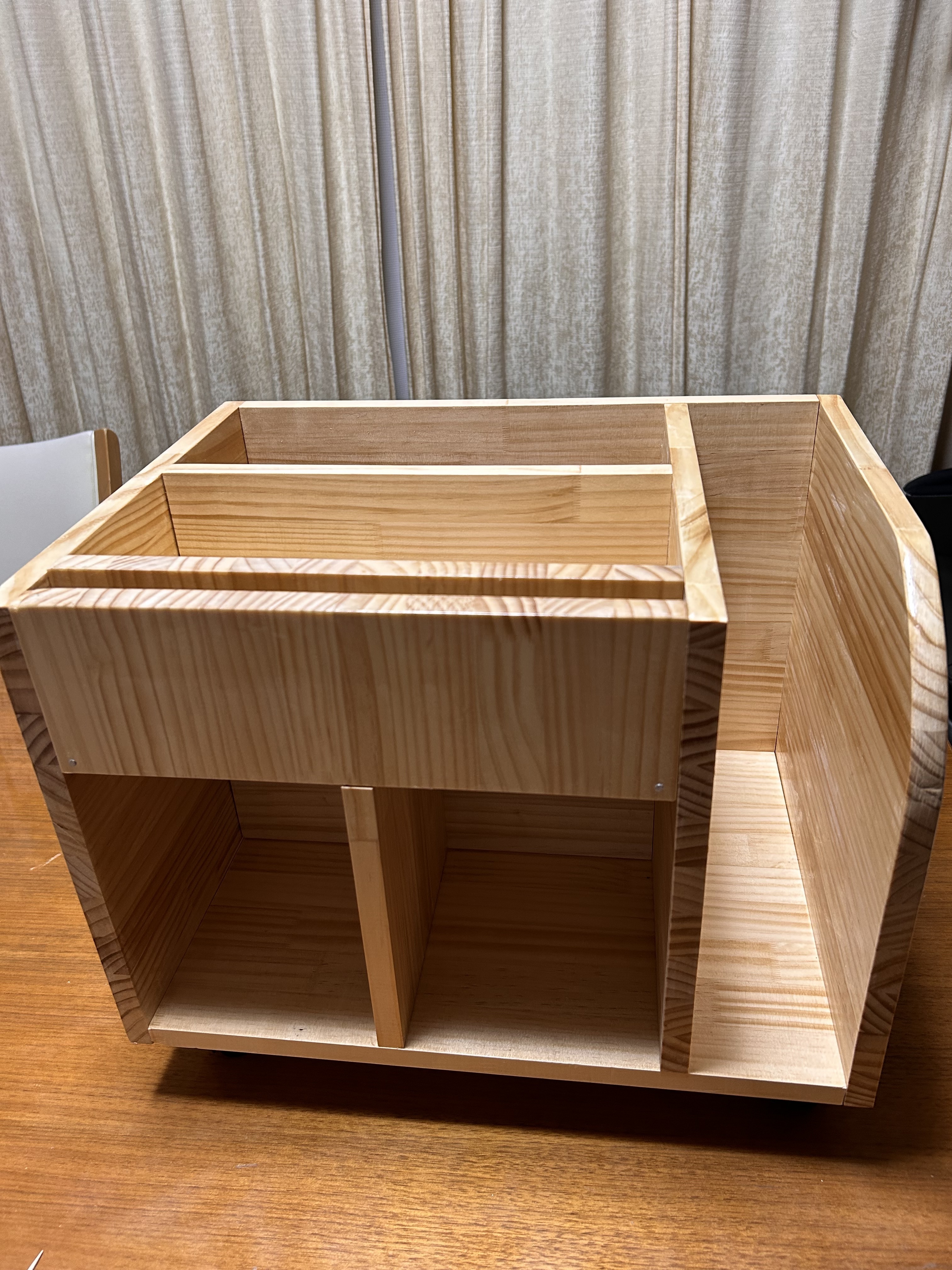 枕元に便利 | CAINZ DIY Square