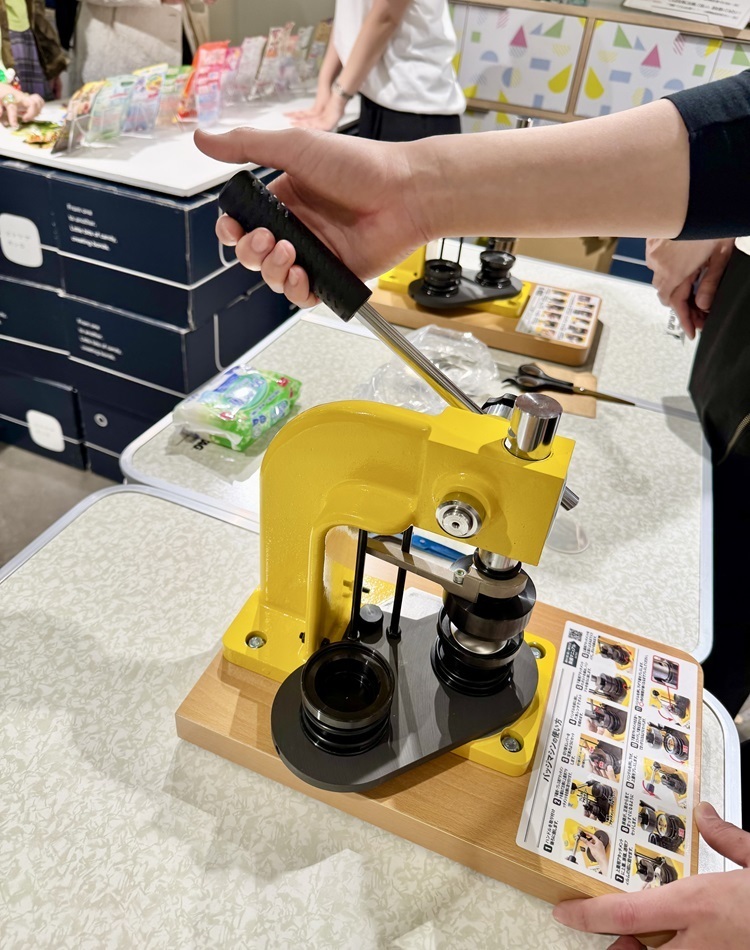 缶バッジマシーン