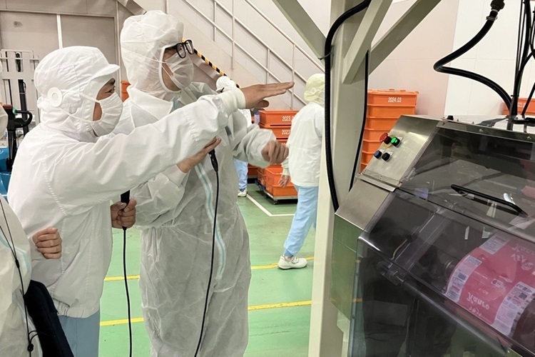 ひかり工場見学の様子2