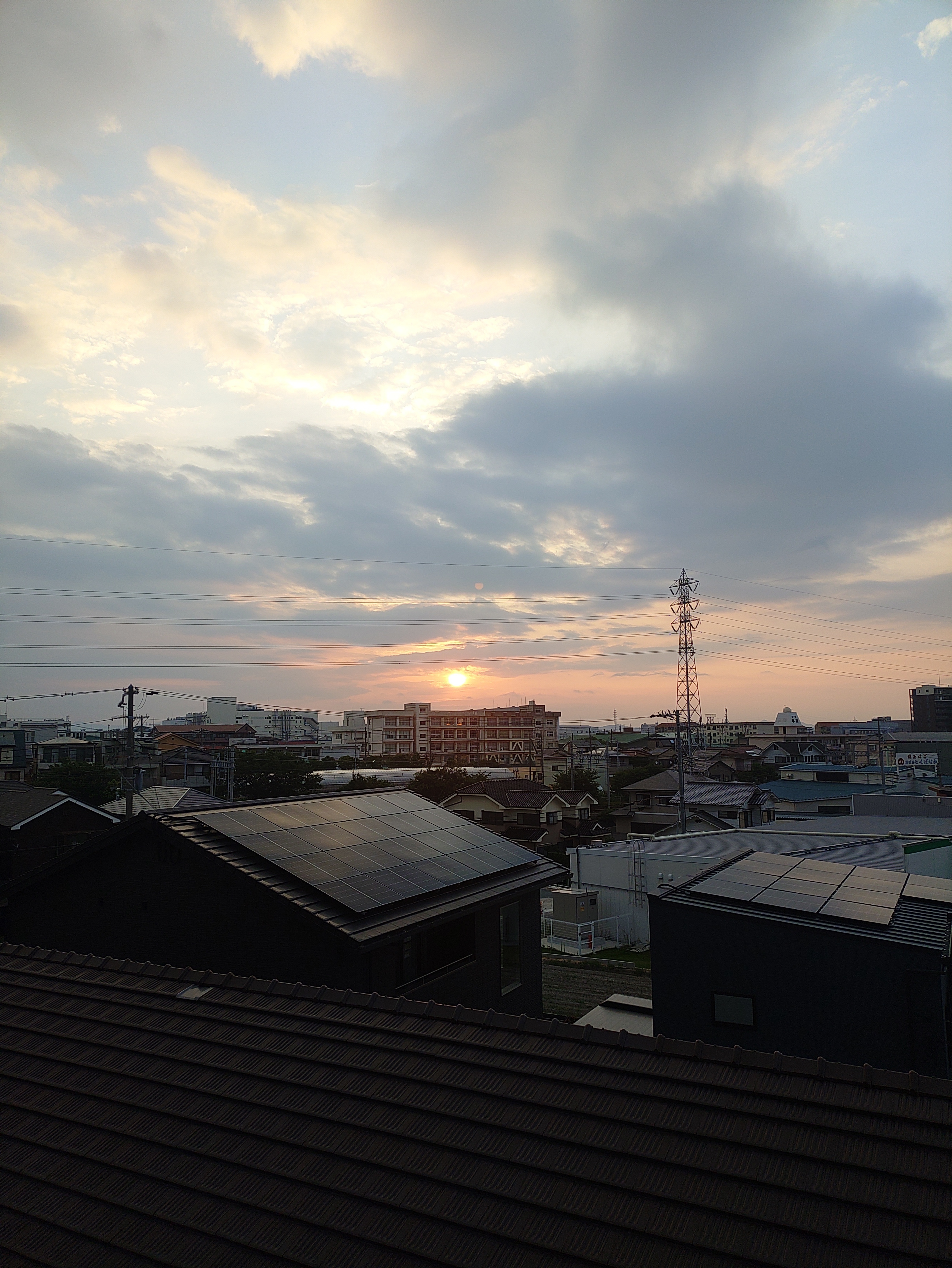 淡い日の出🌄 | TORQUE STYLE