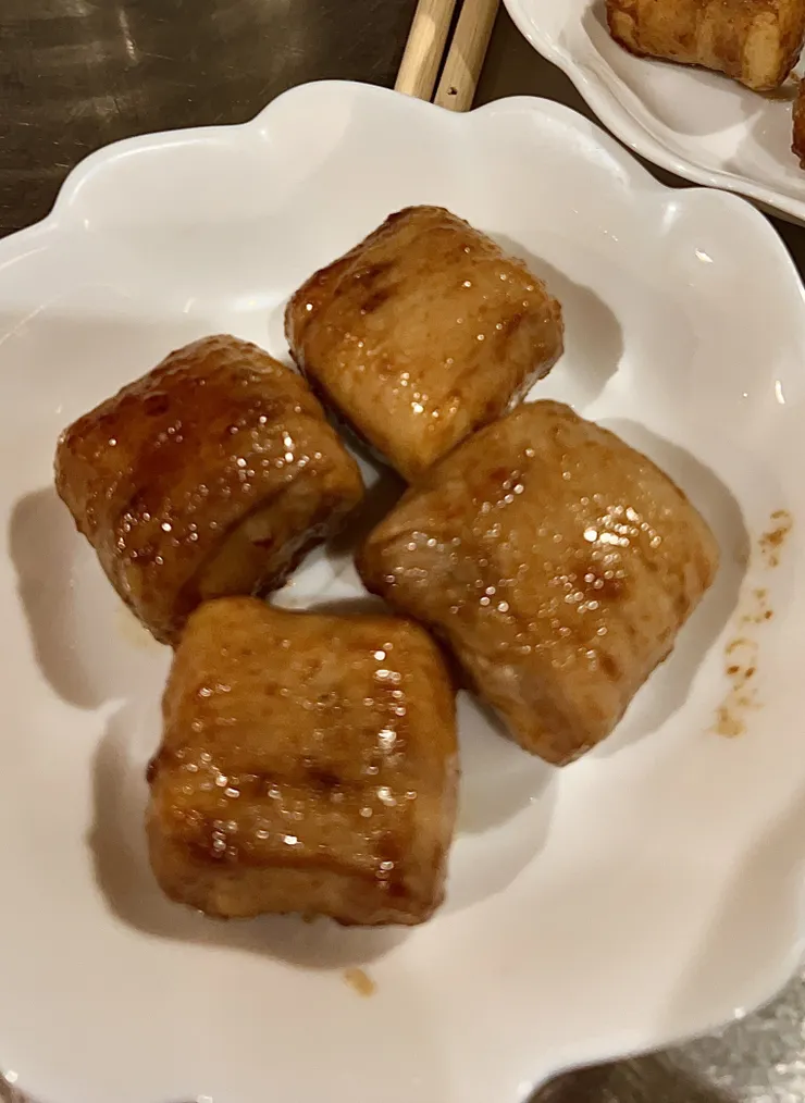 絹厚揚げの豚バラ巻き焼き