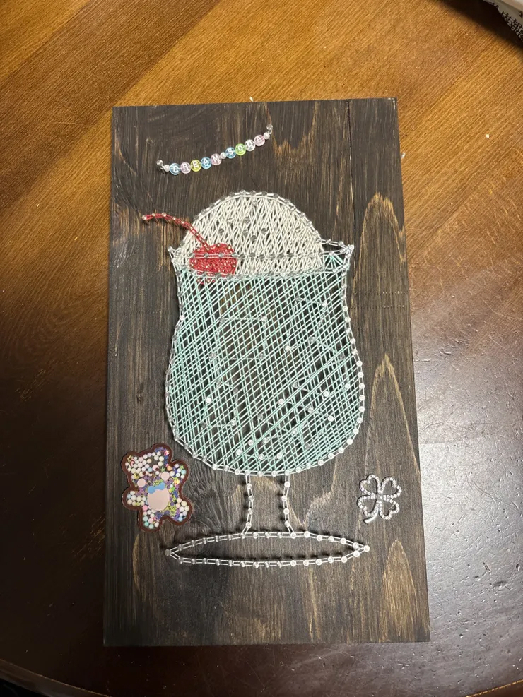 ストリングアート(クリームソーダ)