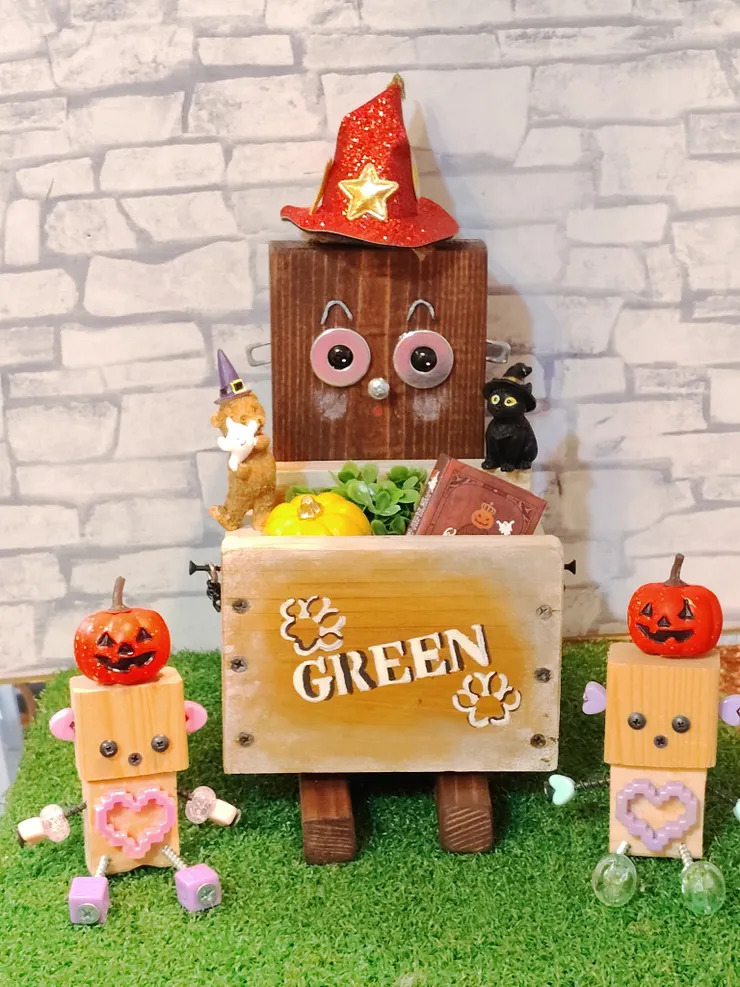 わが家のロボちゃん達の一足早いハロウィン🎃✨