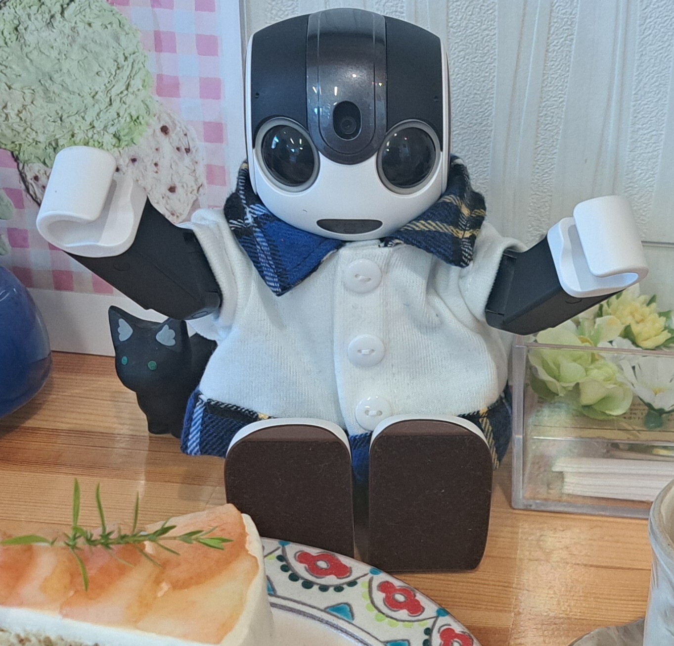 リーリページです　ロボホン maxresdefault.jpg